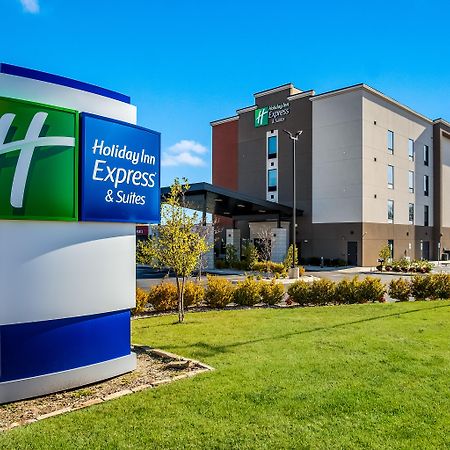Holiday Inn Express & Suites Tulsa East - Catoosa By Ihg Exterior photo