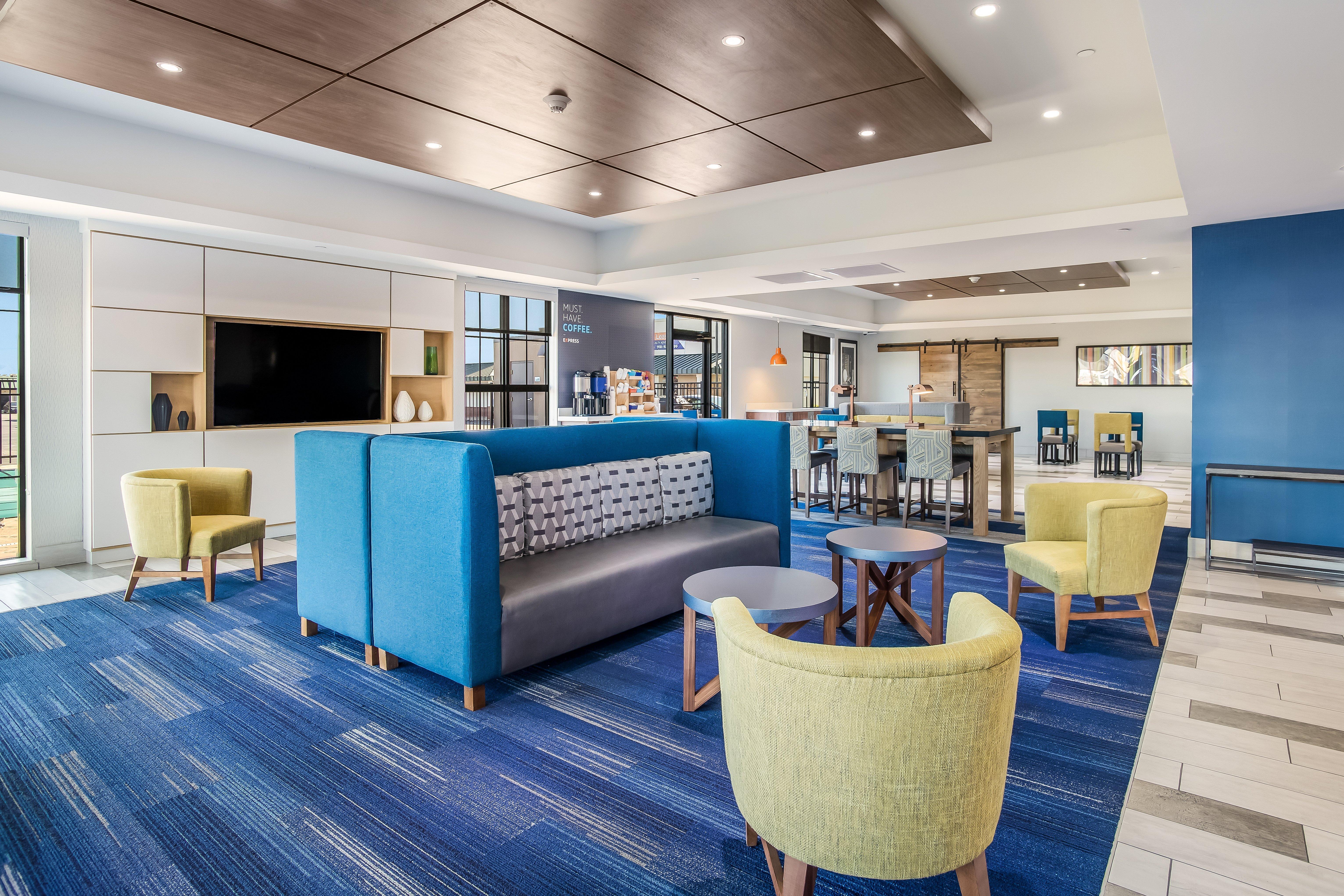 Holiday Inn Express & Suites Tulsa East - Catoosa By Ihg Exterior photo