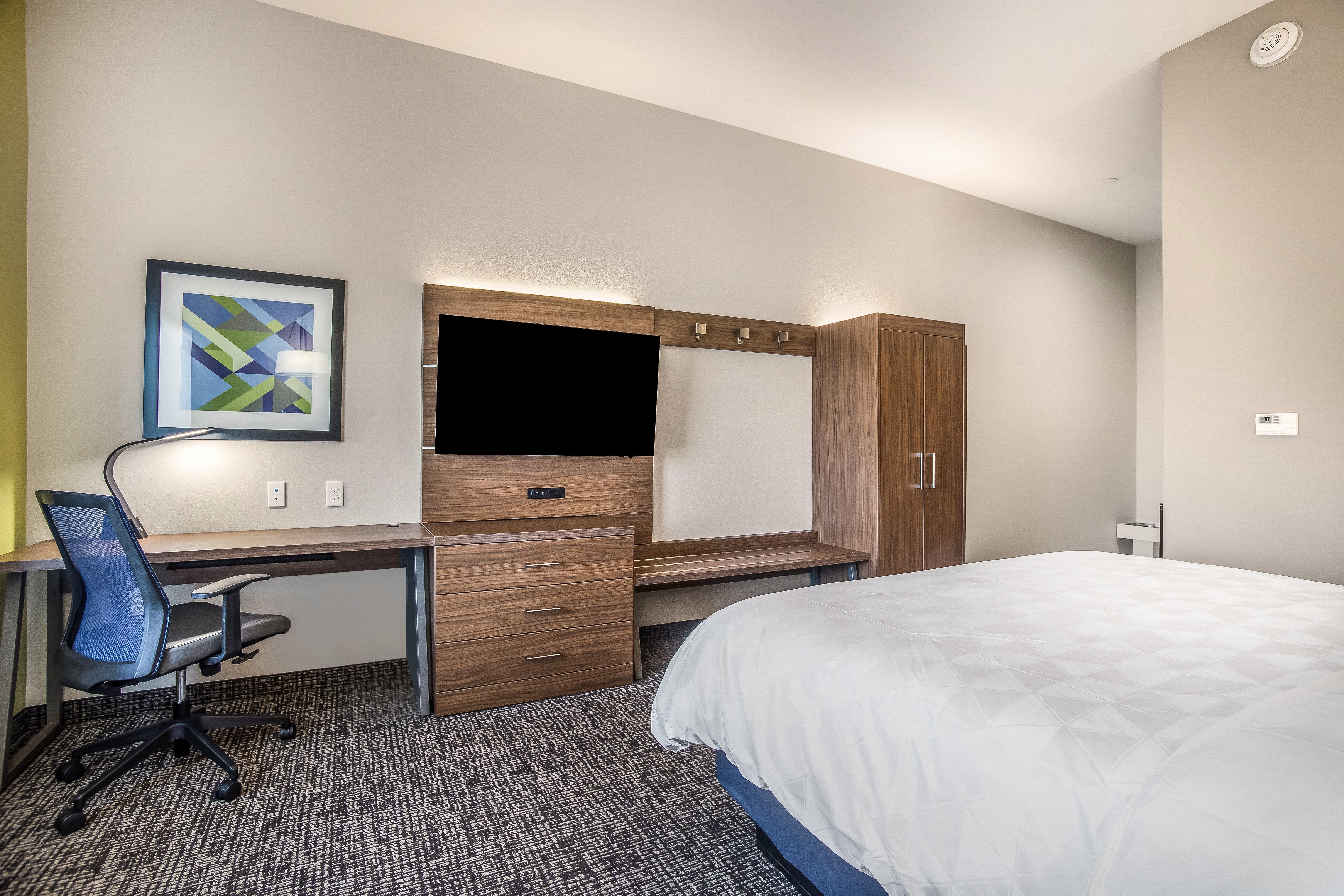 Holiday Inn Express & Suites Tulsa East - Catoosa By Ihg Exterior photo