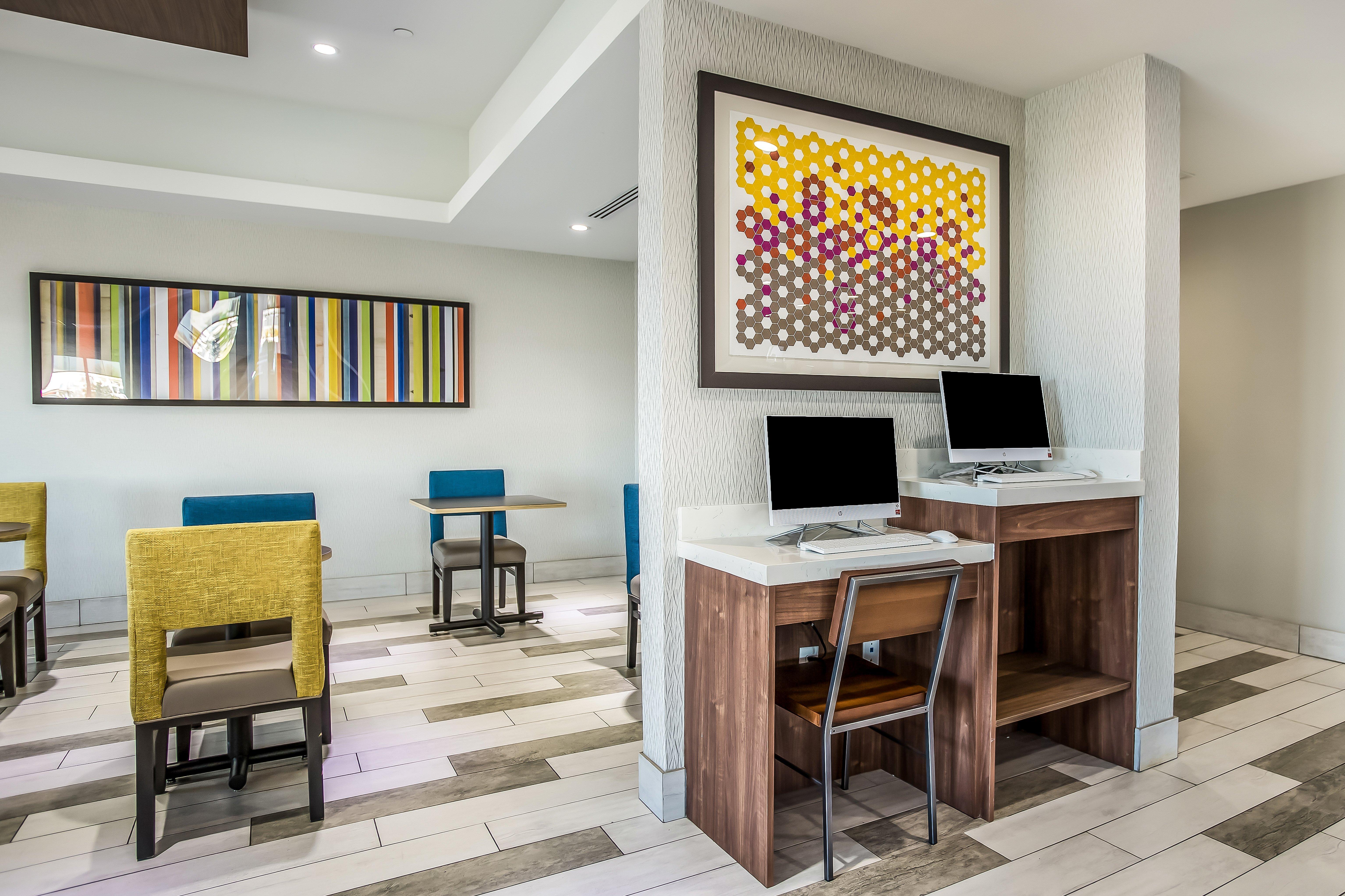 Holiday Inn Express & Suites Tulsa East - Catoosa By Ihg Exterior photo