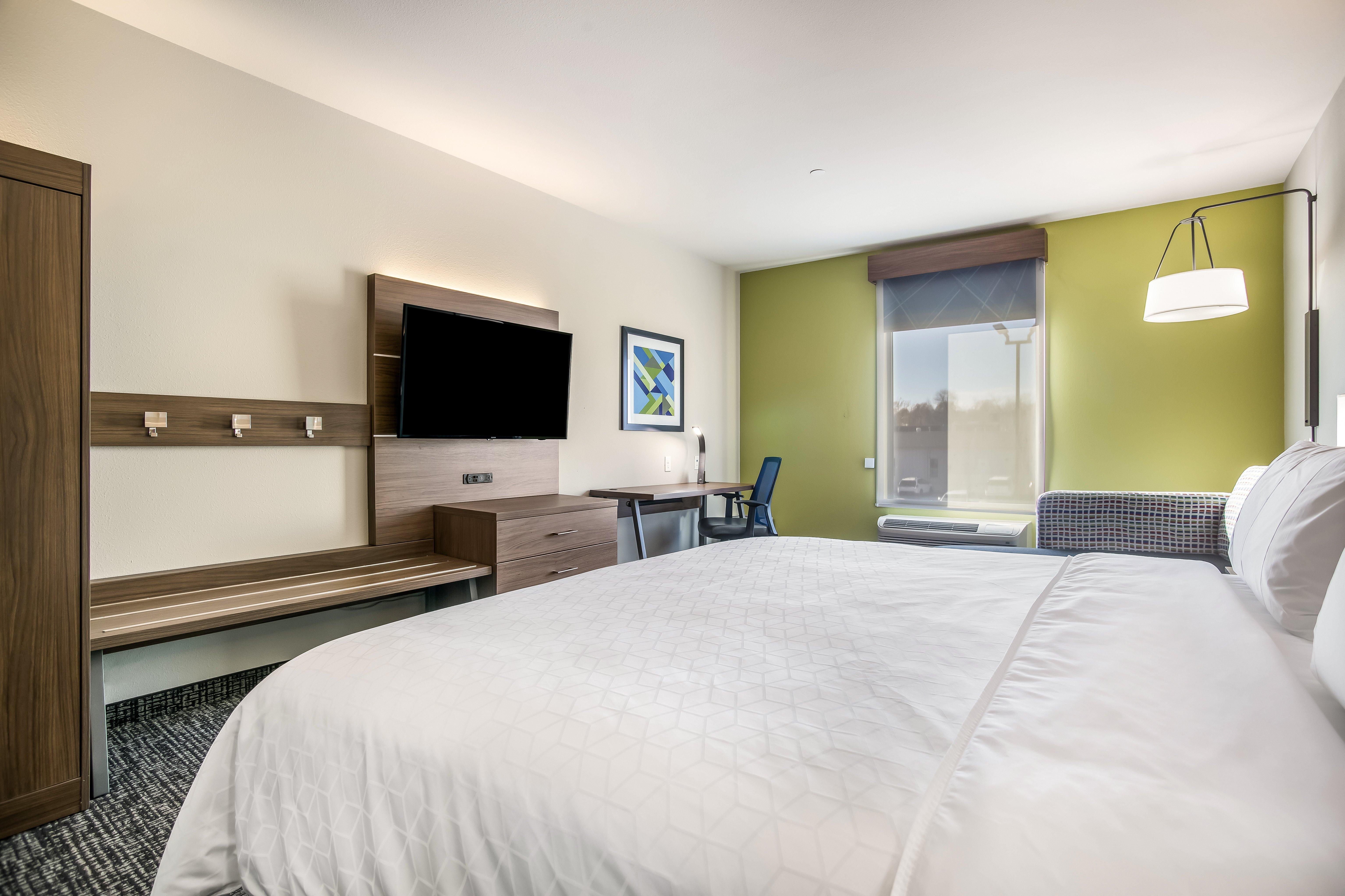 Holiday Inn Express & Suites Tulsa East - Catoosa By Ihg Exterior photo