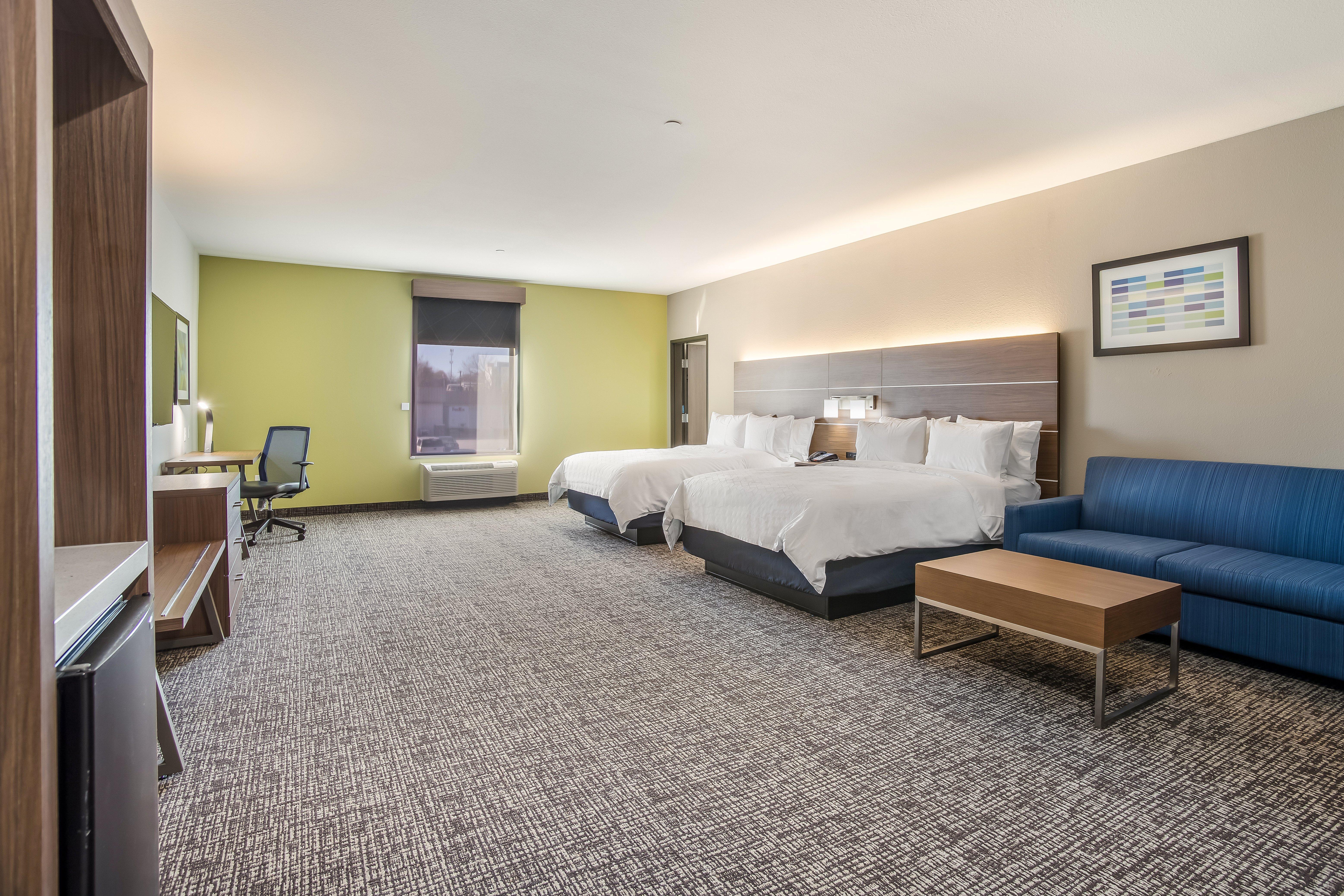 Holiday Inn Express & Suites Tulsa East - Catoosa By Ihg Exterior photo