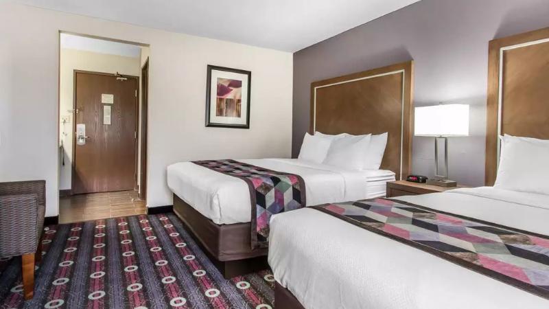 Holiday Inn Express & Suites Tulsa East - Catoosa By Ihg Exterior photo