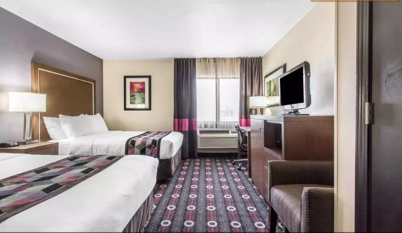 Holiday Inn Express & Suites Tulsa East - Catoosa By Ihg Exterior photo